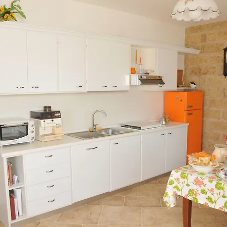 Stella Dei Campi Sternatia